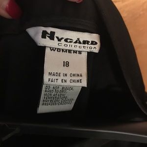 Peter Nygard cropped satin slacks